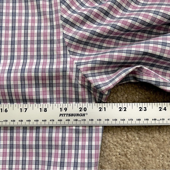 UntuckIt Wrinkle Free Long Sleeve Button Down Shirt - Picture 6 of 7